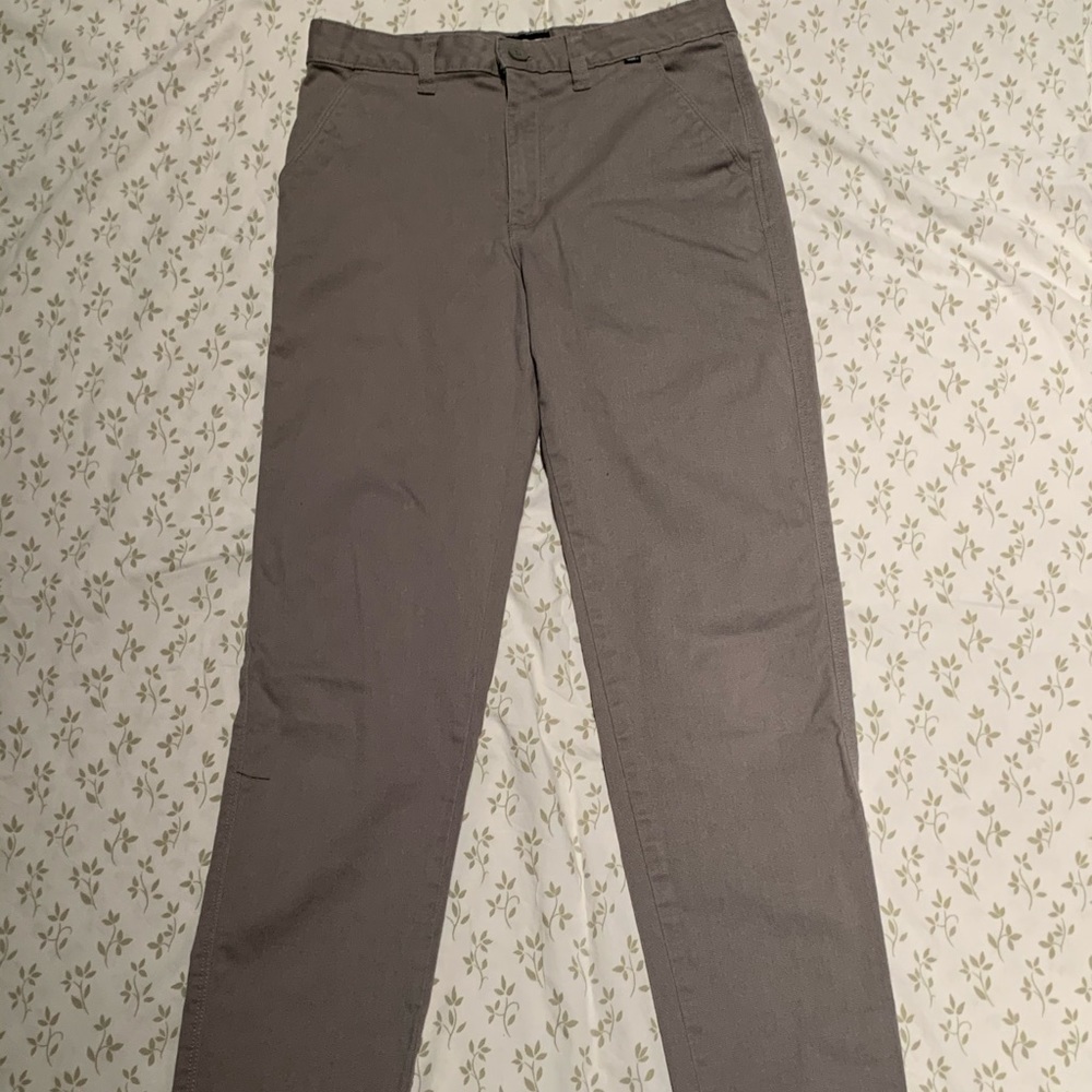 Grey van jeans